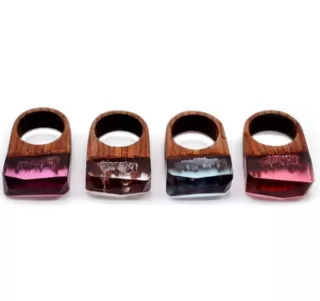 Alternative view of Bague bois et resine