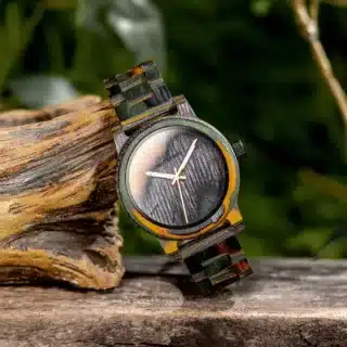 Alternative view of Montre avec bracelet en bois