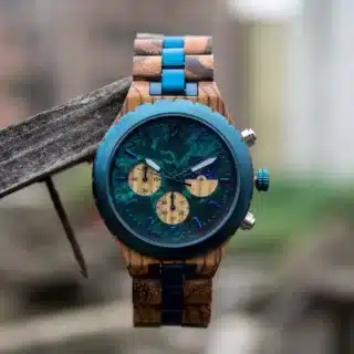 Alternative view of Montre bois et acier