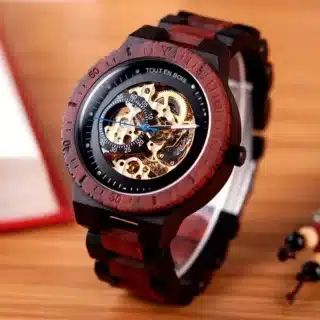 Montre bois mécanisme apparent