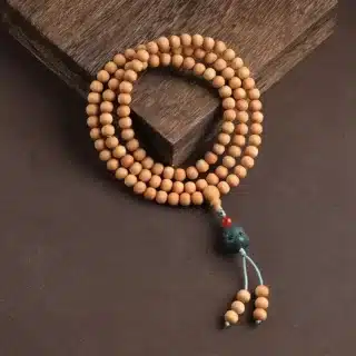 Collier bois de santal