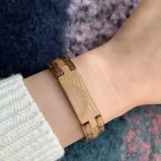 Bracelet en bois personnalisé