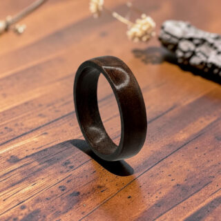 Bague en bois d'ébéne amara